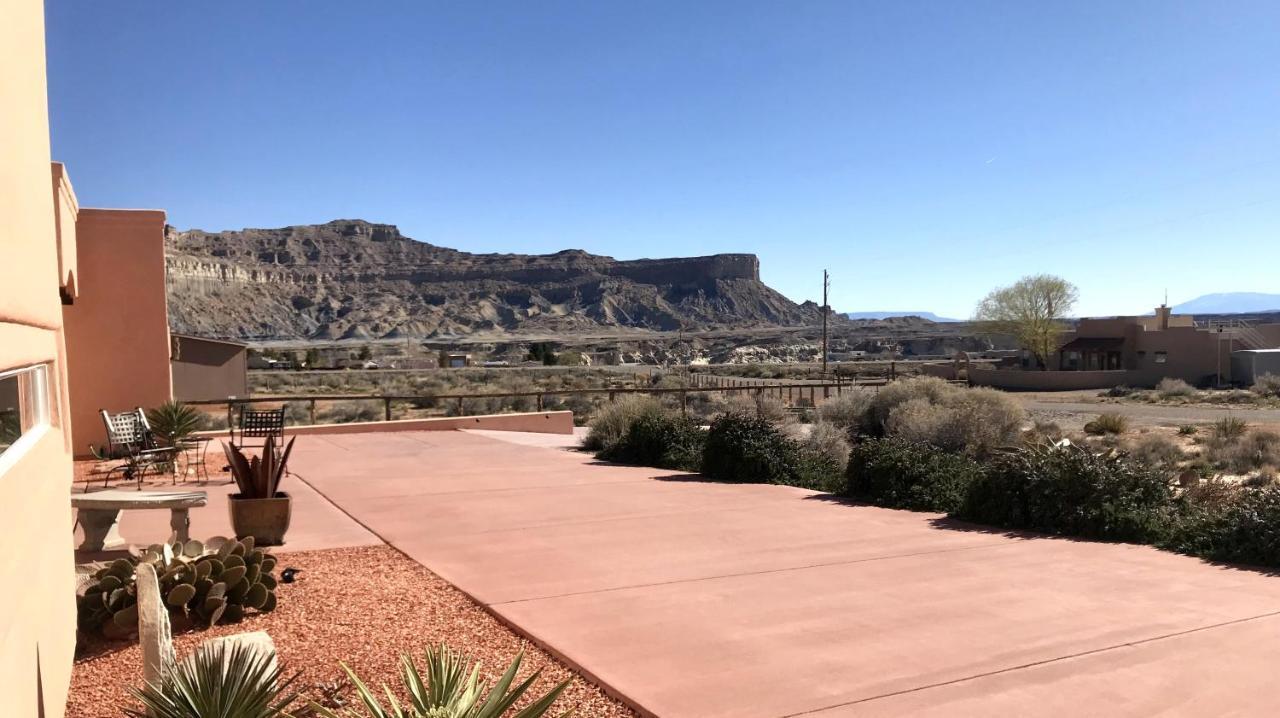 Dreamkatchers Lake Powell Bed & Breakfast Big Water Esterno foto