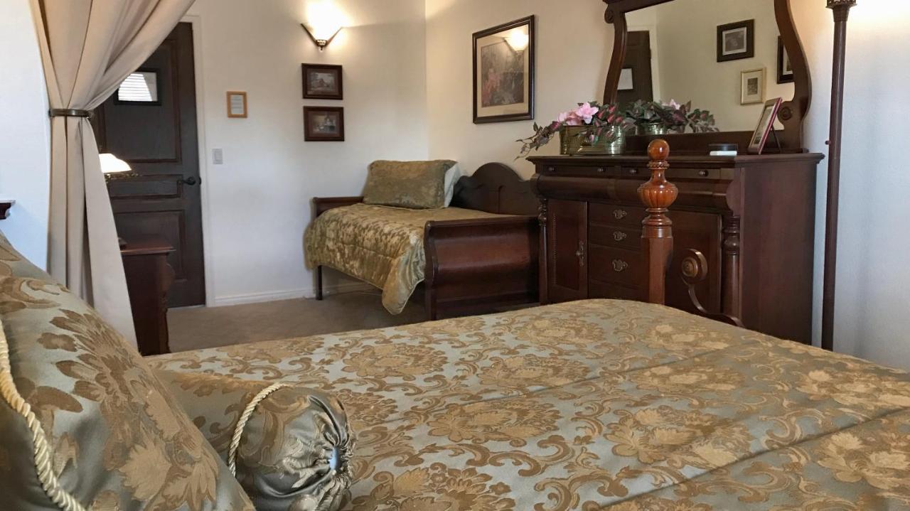 Dreamkatchers Lake Powell Bed & Breakfast Big Water Esterno foto